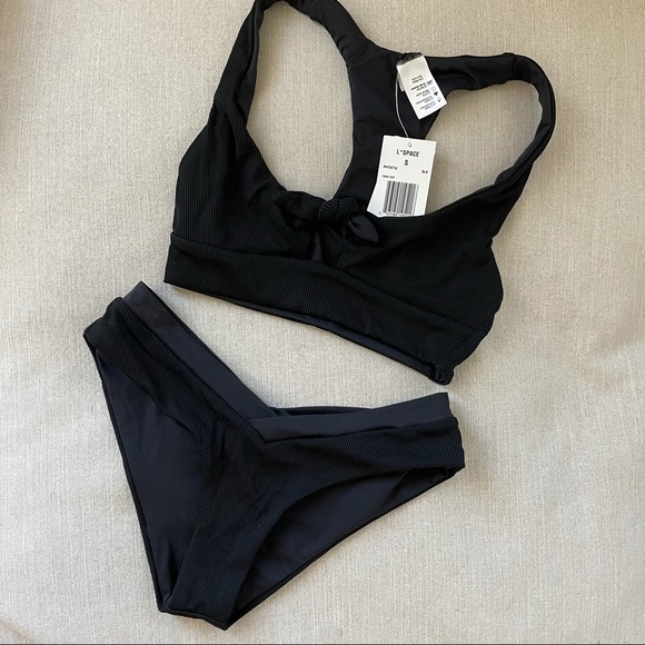 L’Space ribbed Tara Top and Pratt V Bikini bottom - Picture 4 of 16